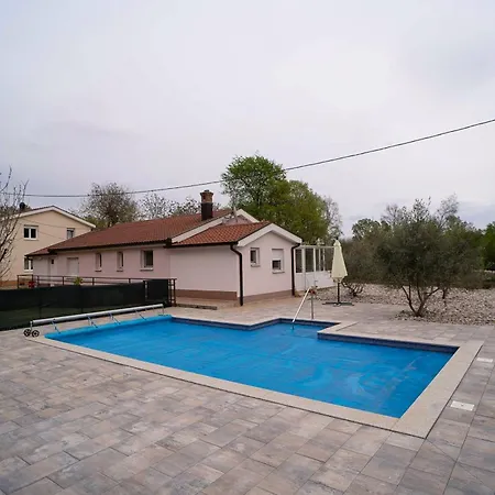 Slap Kocusa בית נופש ליובוסקי